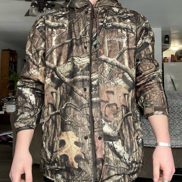 Columbia Camouflage Rain Jacket - Picture 3 of 8